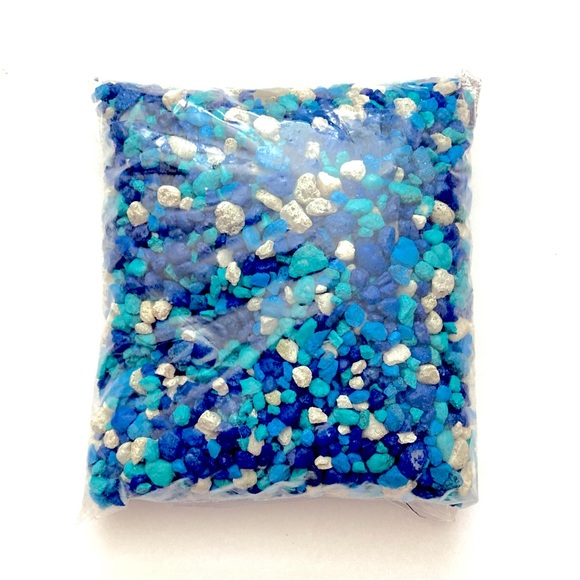 Fish Tank Aquarium Gravel 1 bag Blue/White - Picture 1 of 4